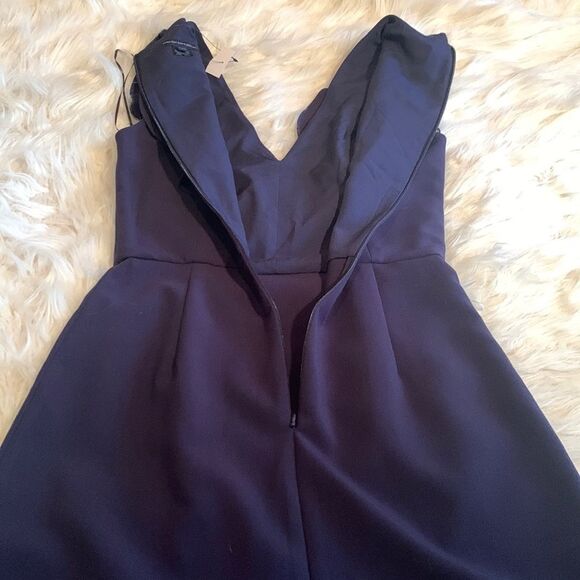 French Connection Summer Whisper Ruffle V Neck Dress in Duchess (Navy) Blue Sz 2 - Picture 9 of 10